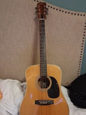 Encore Natural Wood Dreadnought Acoustic Guitar